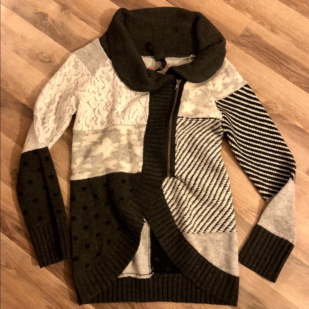 Desigual sweater